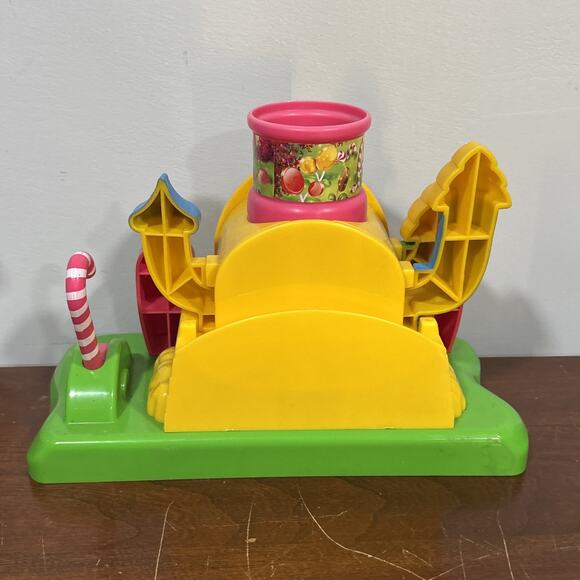 Candyland Castle Game w/ Box Rare 2007 Milton Bradley - Picture 4 of 16